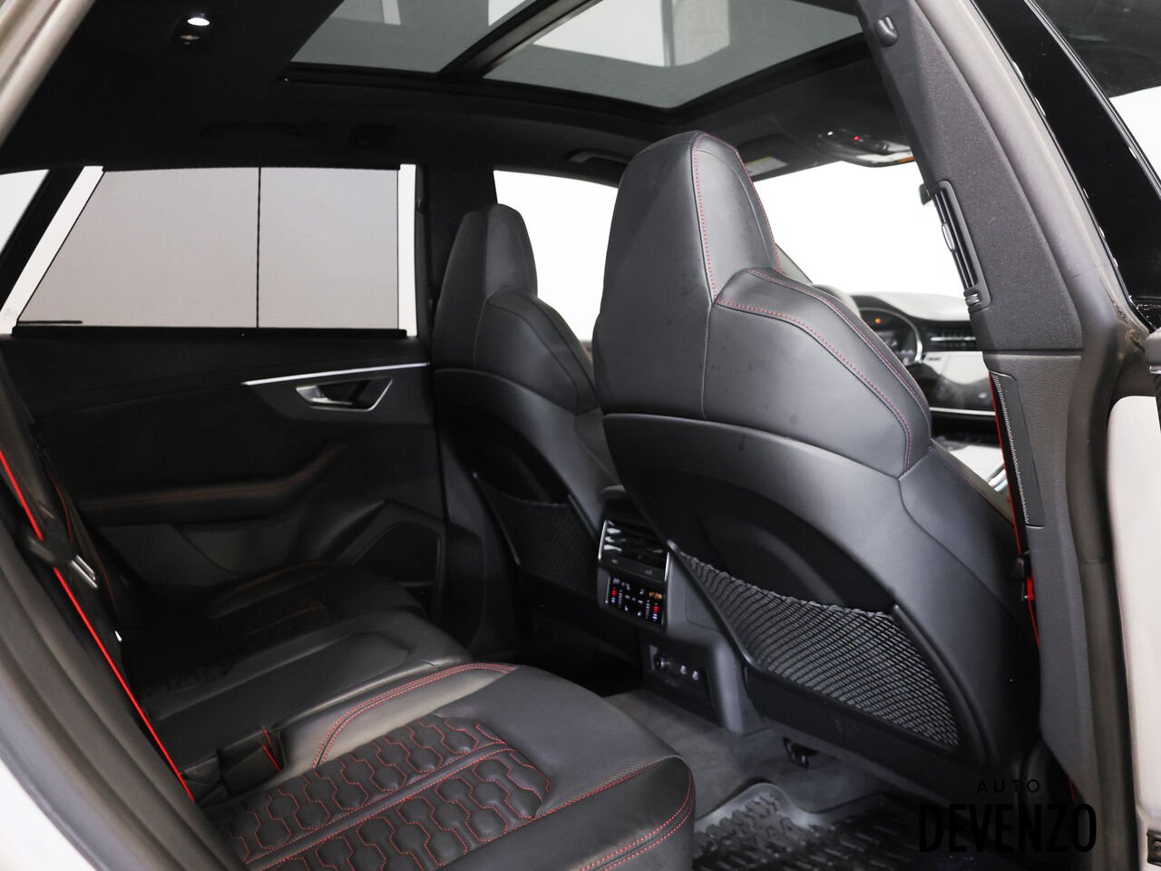 2022 Audi RS Q8 Silver Saint-Eustache - photo #9