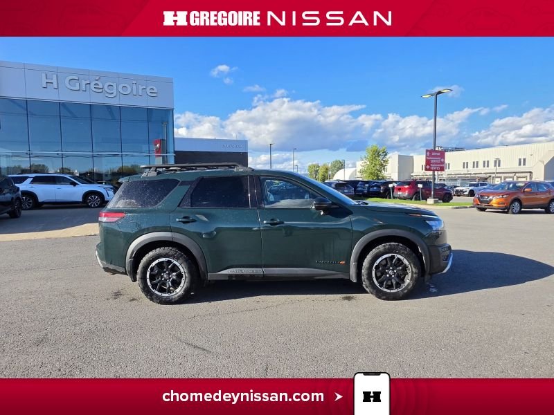 2024 Nissan Pathfinder Green Laval - photo #11