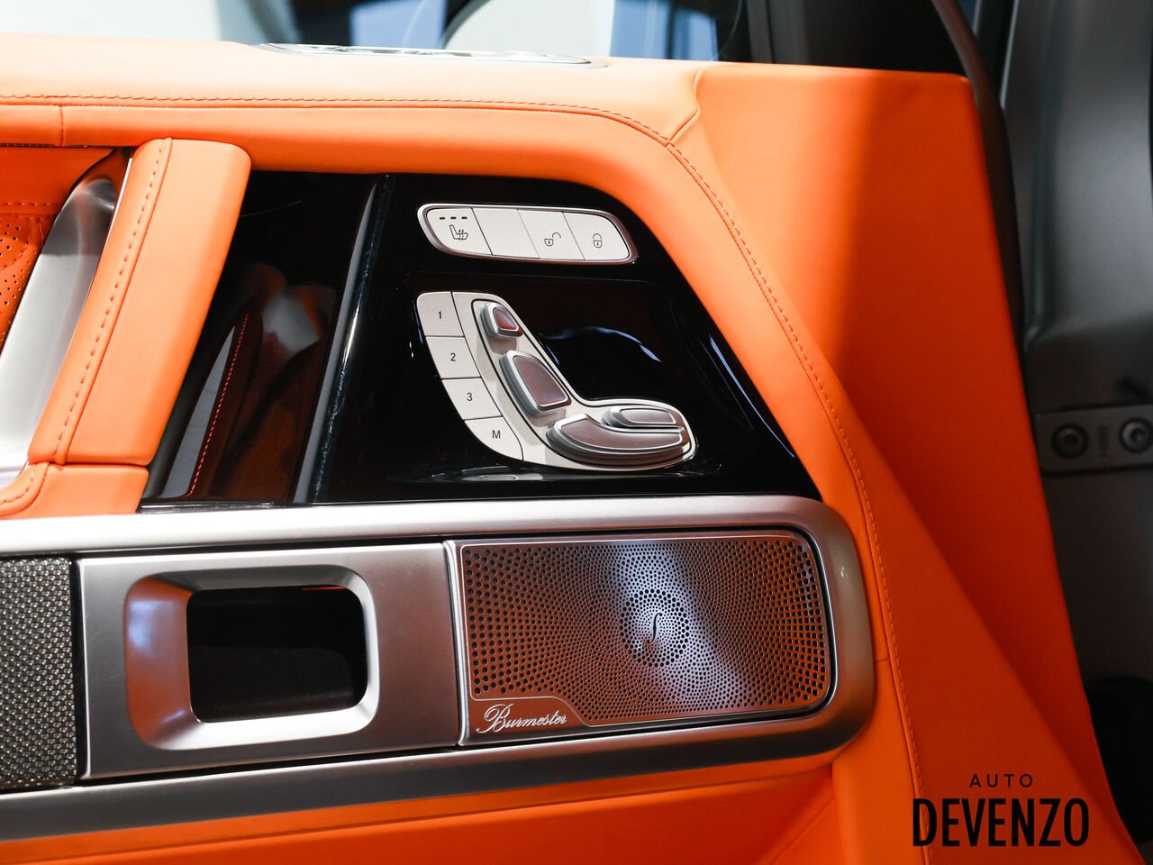 Mercedes-Benz G63 AMG 900 BRABUS & CUSTOM INTERIOR 2023 Argent Saint-Eustache - photo #17
