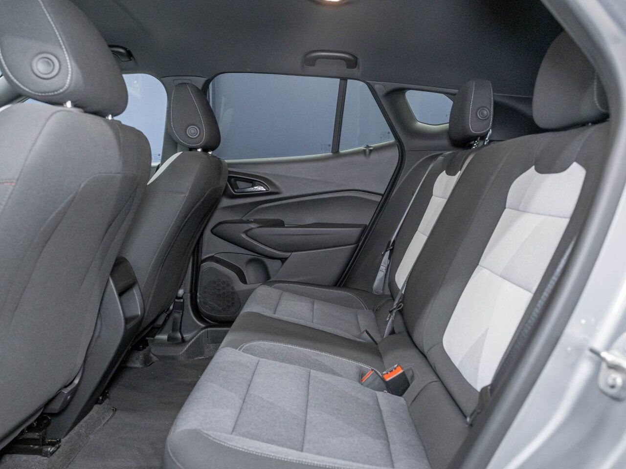 Chevrolet Trax 1RS *SIÈGES / VOLANT CHAUF* CARPLAY BLUETOOTH WIFI 2025 Gris Saint-Jérôme - photo #22