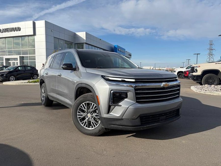 2026 Chevrolet Traverse LT 2LT AWD 2.5T 7 Passenger | Heated Leather Bucket Seats Grey