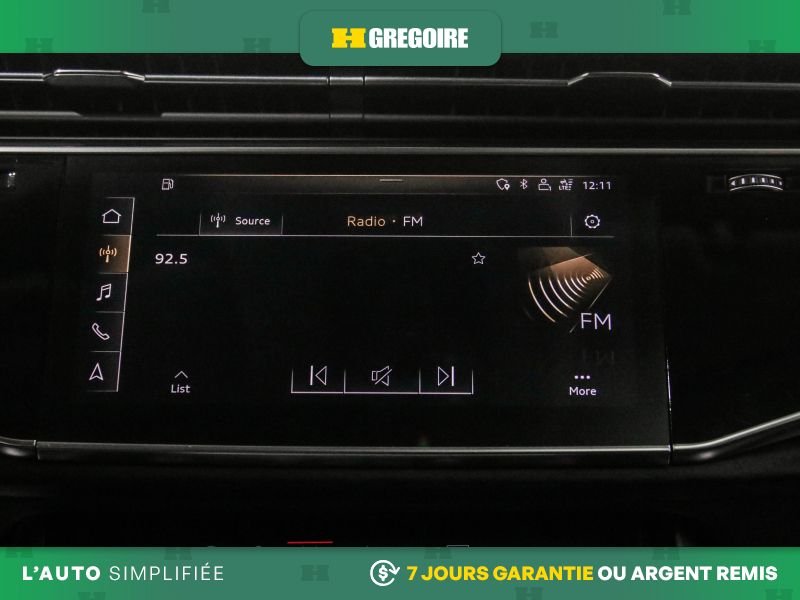 2019 Audi Q8 White Blainville - photo #24