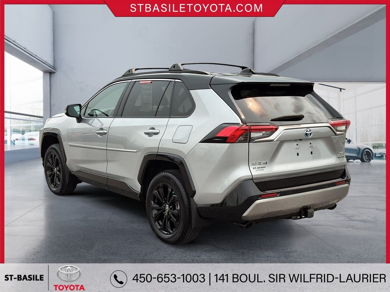 2023 TOYOTA RAV4 Hybrid Silver Sky Metallic with Black Roof Saint-Basile-le-Grand - photo #6