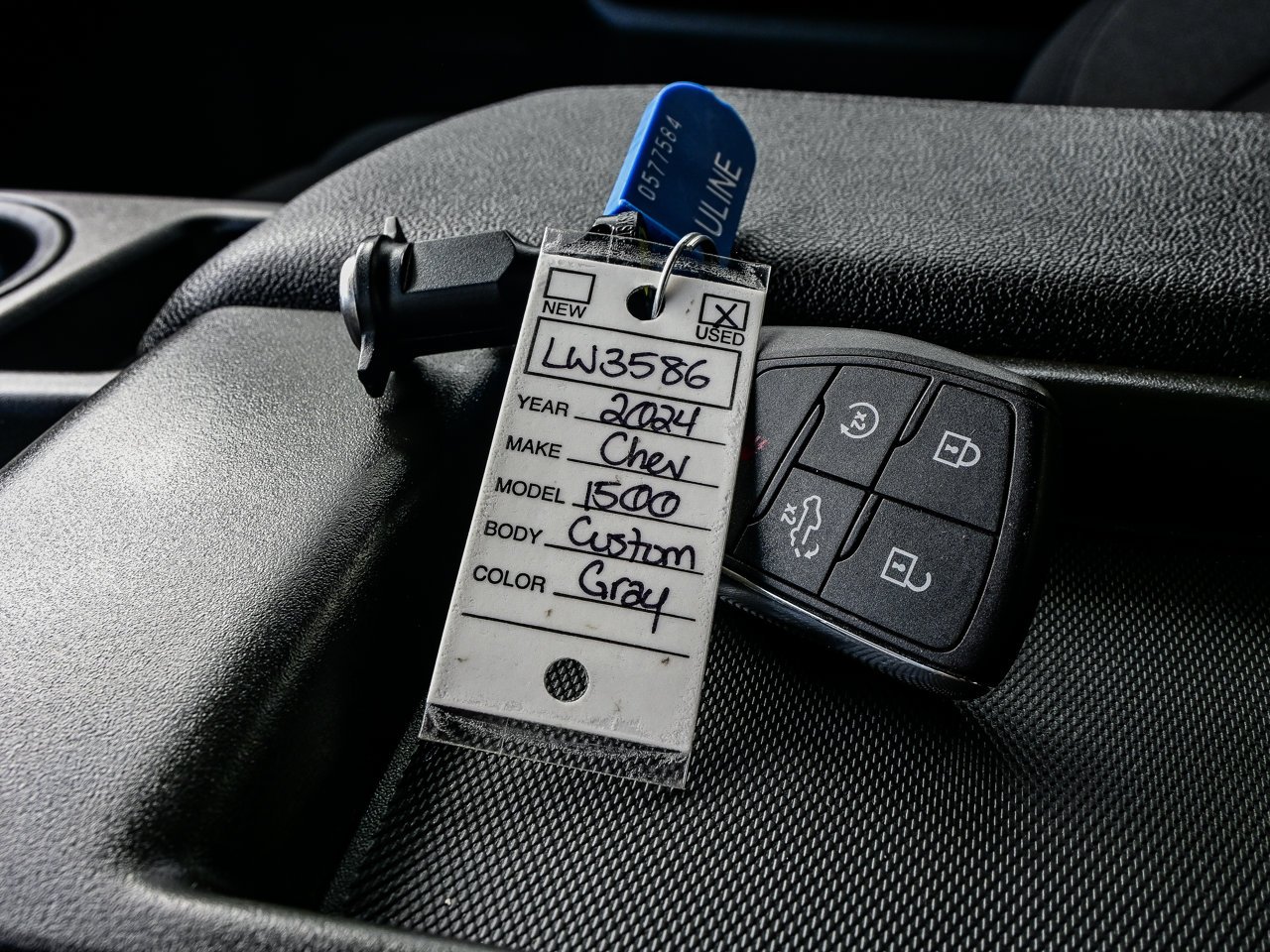 2024 Chevrolet Silverado 1500 4WD Crew Cab 147 Custom Trail Boss Grey Sherwood Park - photo #30