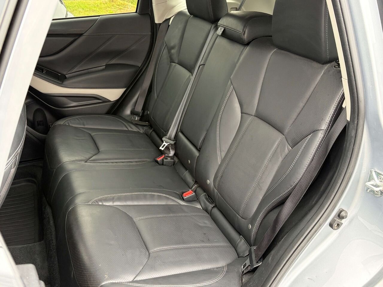 2024 Subaru Forester Silver Gatineau - photo #17