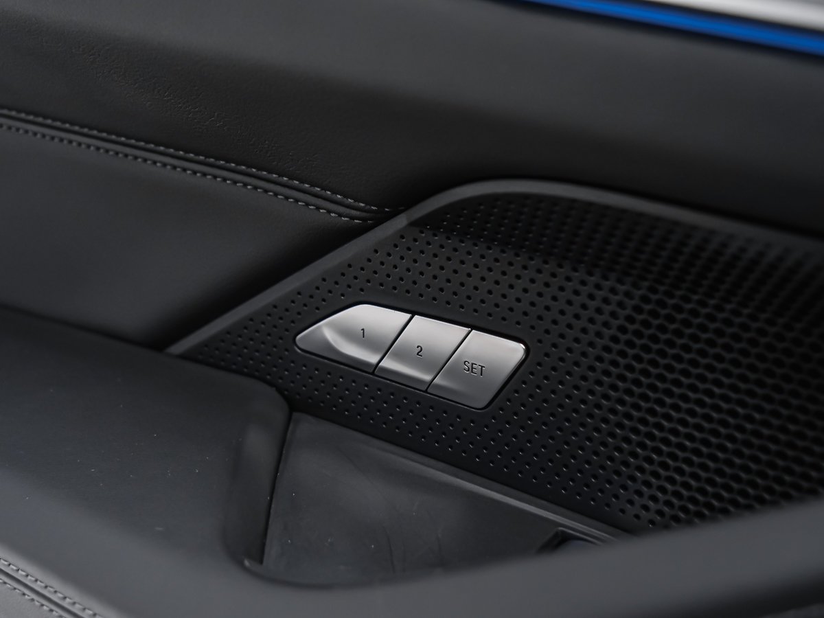 2026 BMW M4 Competition DRAVIT GREY Montreal - photo #35