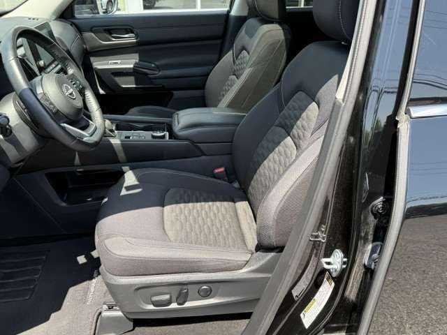 Nissan Pathfinder 2024 Noir Saint-Basile-le-Grand - photo #8