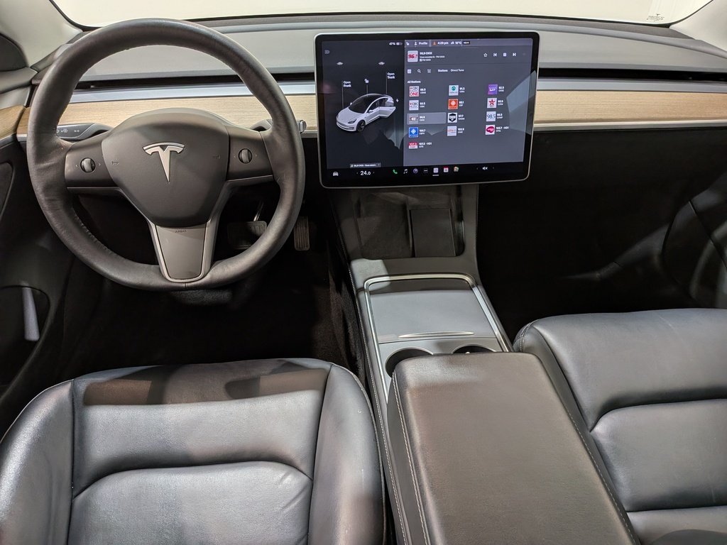 2021 Tesla Model 3 Standard Range RWD *Ltd Avail* Red Val-David - photo #26