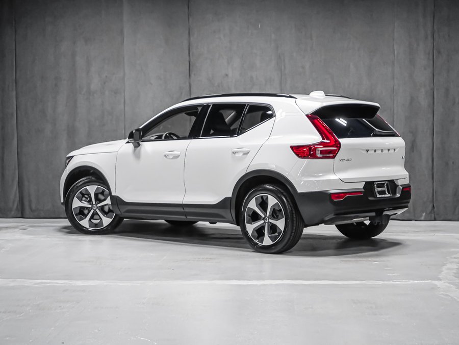 2026 Volvo XC40 B5 PLUS DARK CLIMAT CYCLISTE White