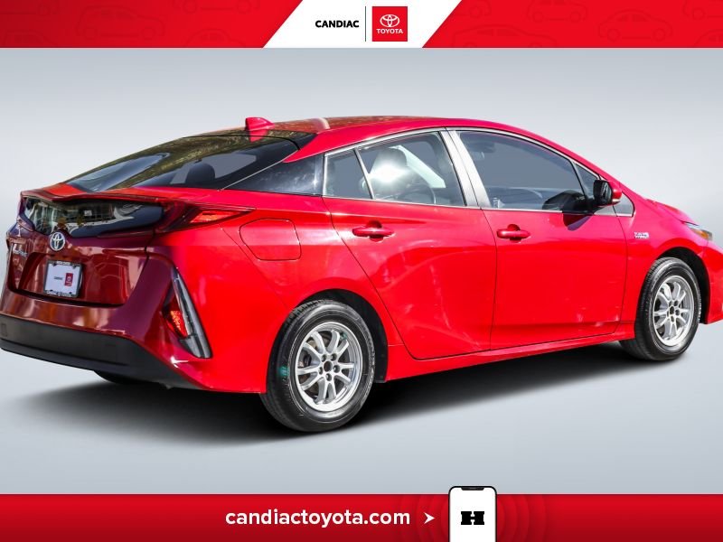2022 Toyota Prius Red Laval - photo #8