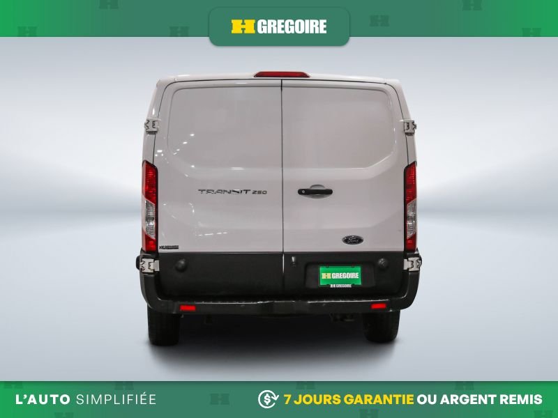 2019 Ford TRANSIT White Saint-Eustache - photo #7