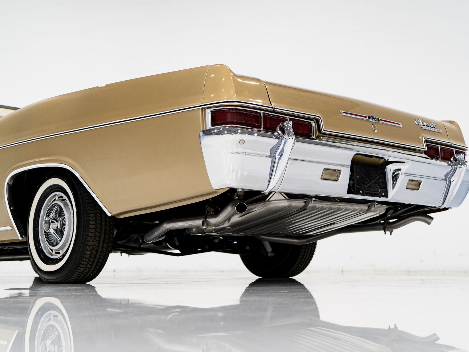 Chevrolet Impala 427 Convertible fully loaded with A/C **PRIX EN USD** 1966 Montréal - photo #34