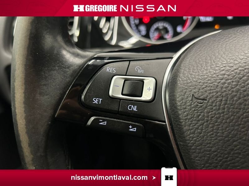 2015 Volkswagen Golf White Saint-Eustache - photo #19