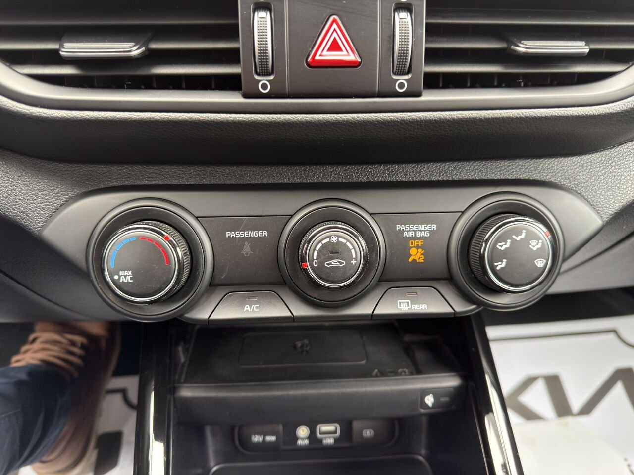 Kia Forte 2020 Rouge Thetford Mines - photo #21