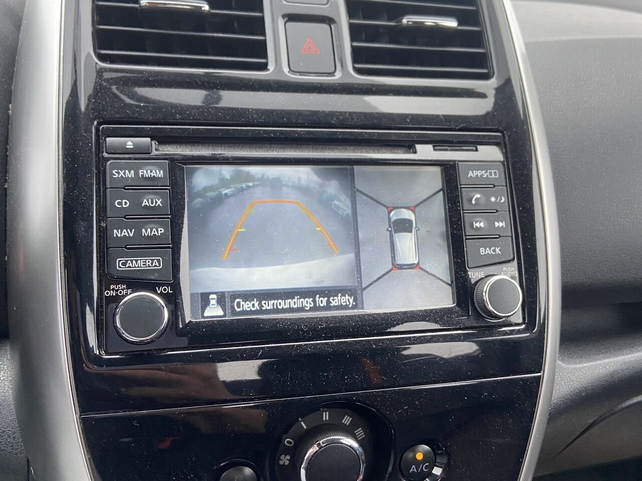 2018 Nissan Versa Note White Ste-Agathe des Monts - photo #10