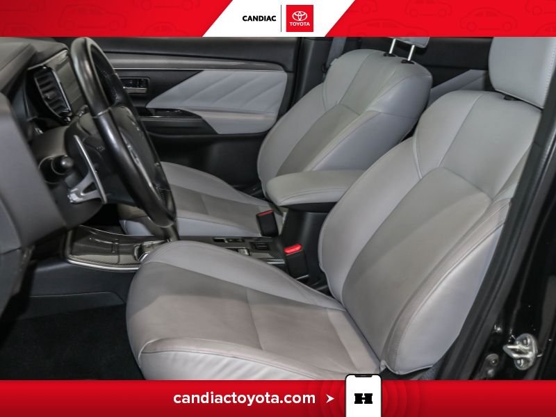 2020 Mitsubishi Outlander Plug-In Hybrid Black Blainville - photo #15