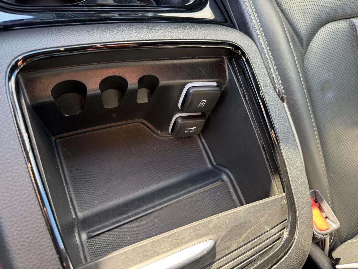 2025 Chrysler Pacifica Blue  - photo #24