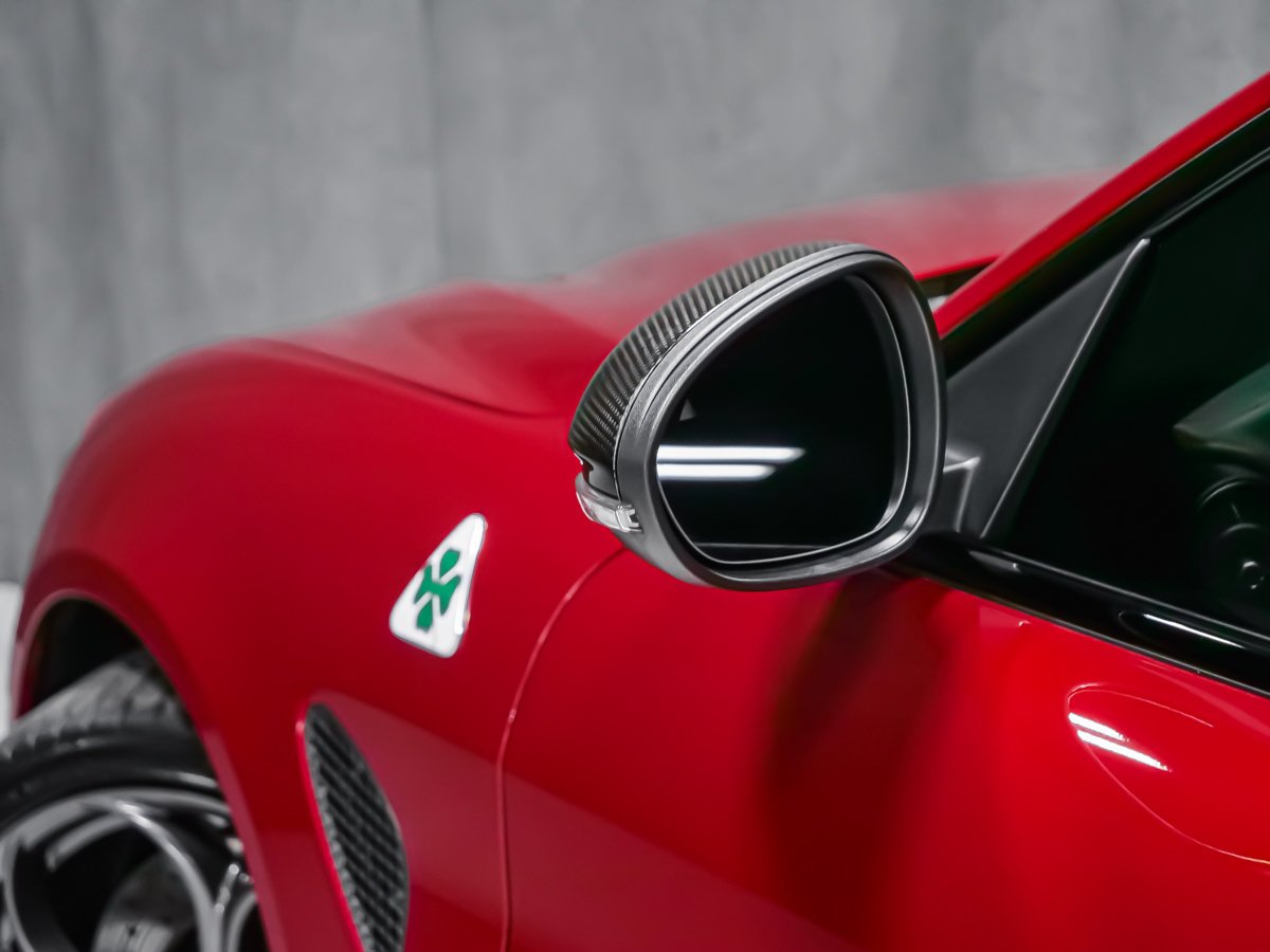 Alfa Romeo Giulia QUADRIFOGLIO CARBON TOIT CARBONE ASSIST CONDUITE 2021 Rouge Montréal - photo #13