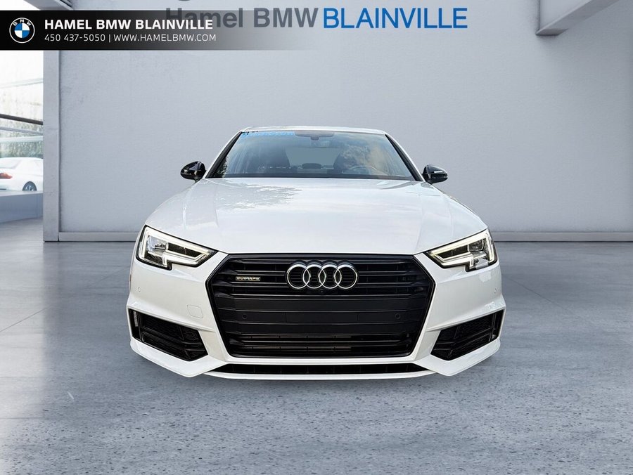Audi berline A4 2018 2018 Blanc