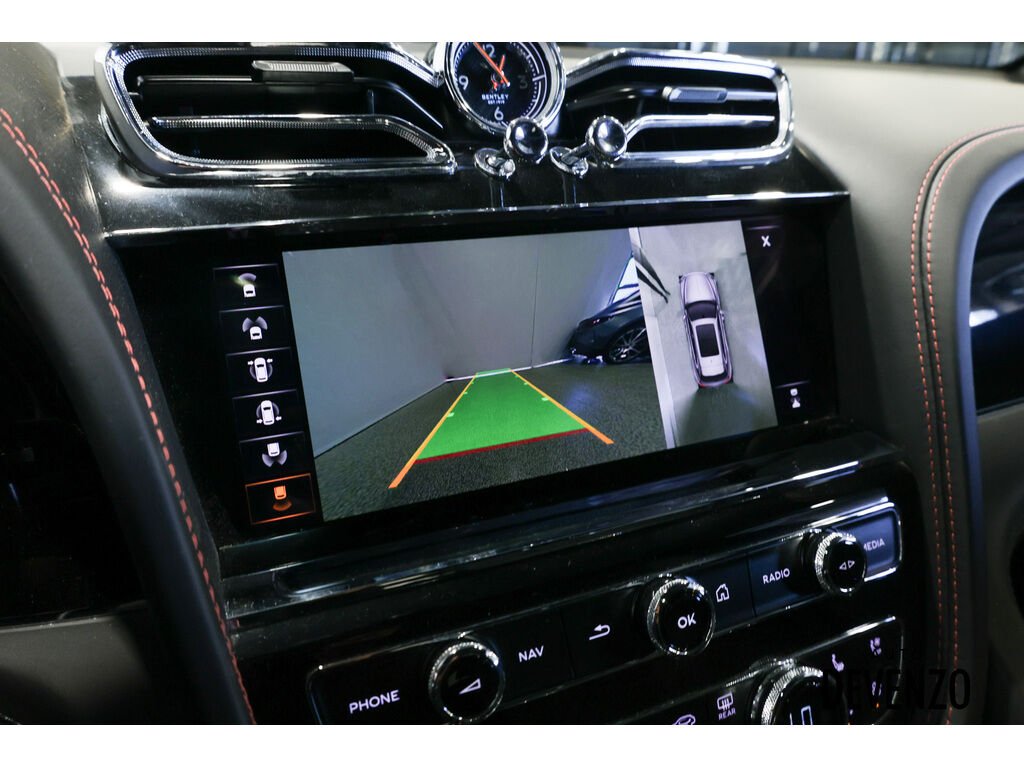2021 Bentley Bentayga Black Saint-Eustache - photo #26