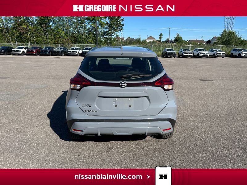 2024 Nissan Kicks Grey Saint-Eustache - photo #13