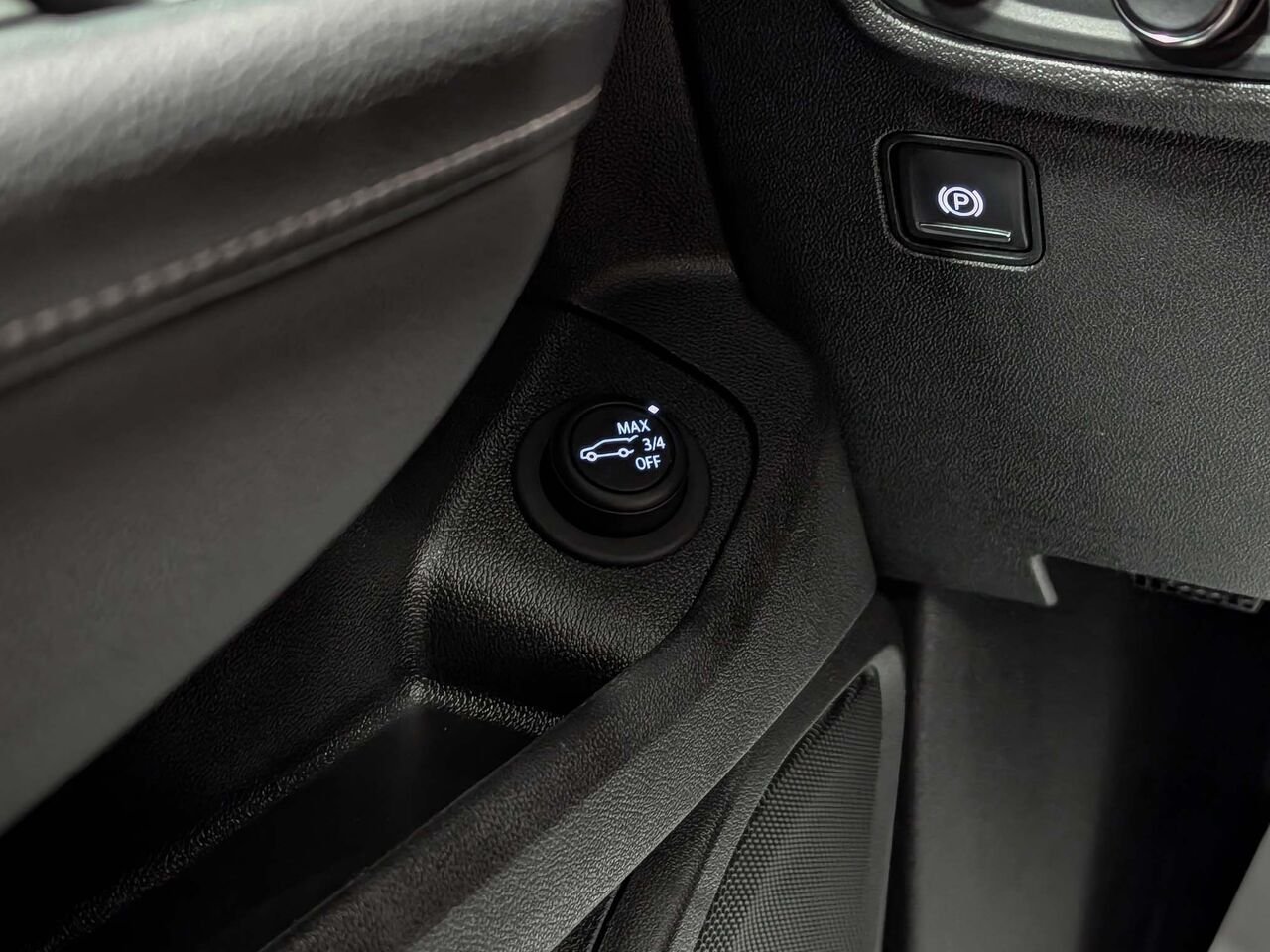 2022 GMC Terrain AT4 AWD Toit Panoramique Black Sherbrooke - photo #22