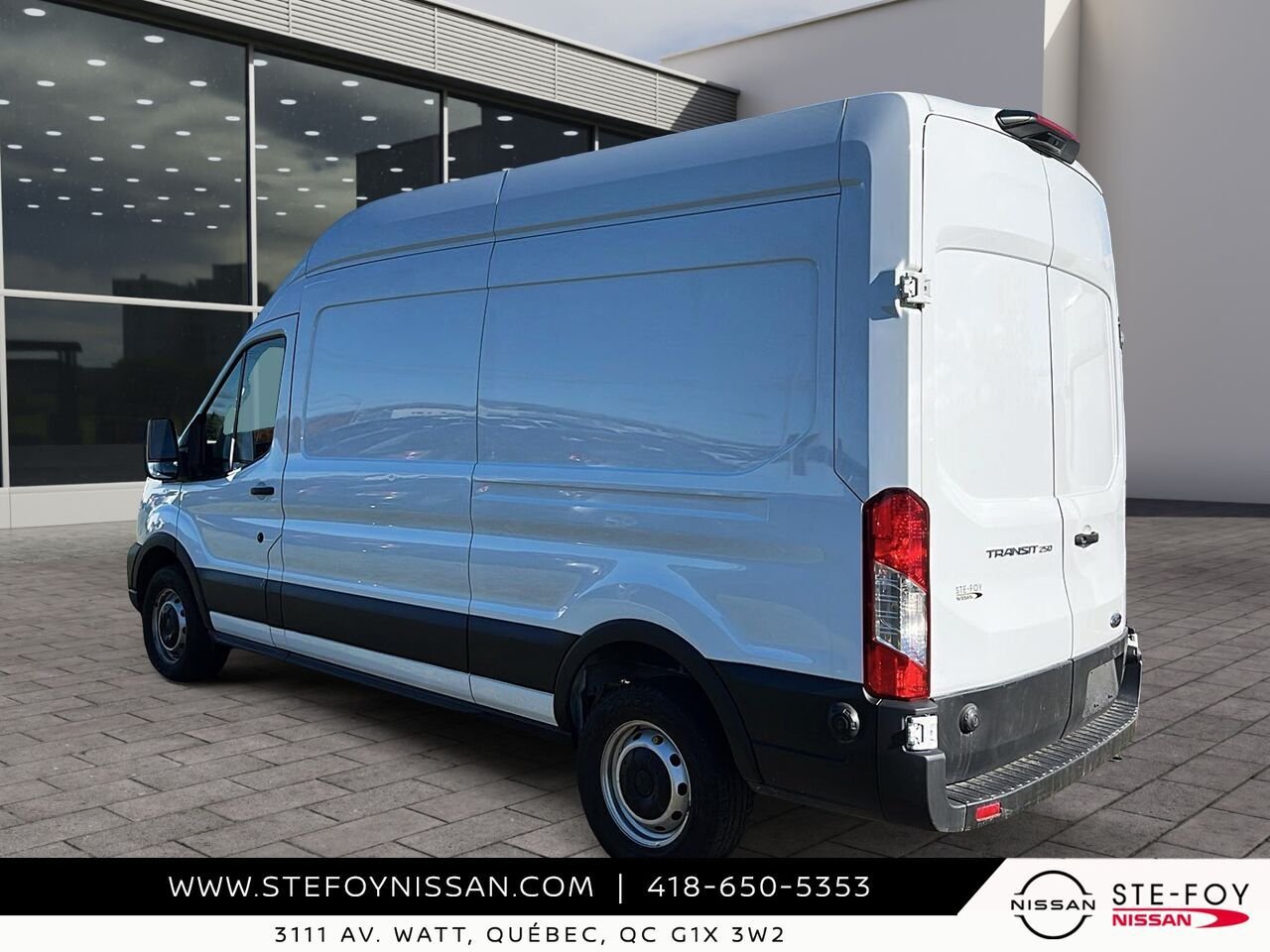 Ford Transit fourgon utilitaire toit surélevé 2025 Ste-Foy - photo #3