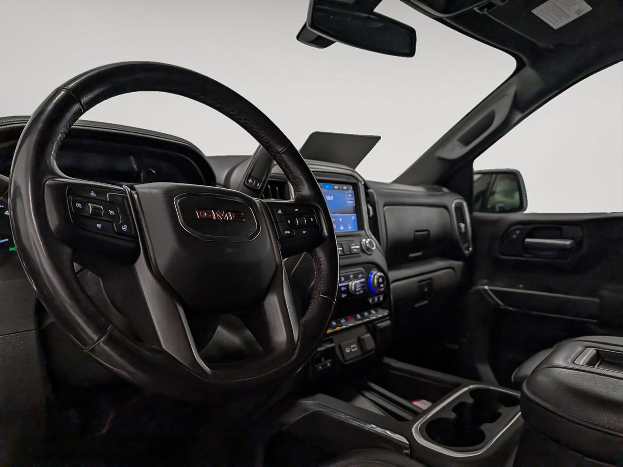GMC SIERRA 4WD STANDARD BED CREW CAB AT4 Moteur 3.0l Diesel 2022 Blanc Sherbrooke - photo #5