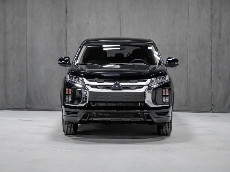2026 Mitsubishi RVR SE Labrador Black
