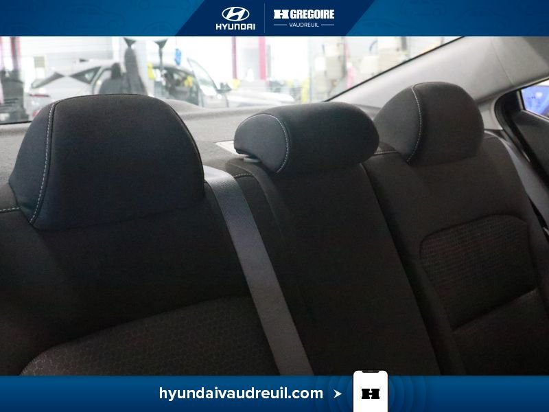 2017 Hyundai Elantra Grey Laval - photo #30
