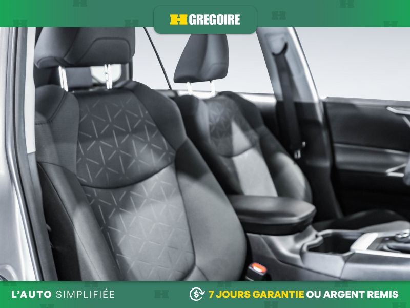2022 Toyota Rav 4 Silver Blainville - photo #25