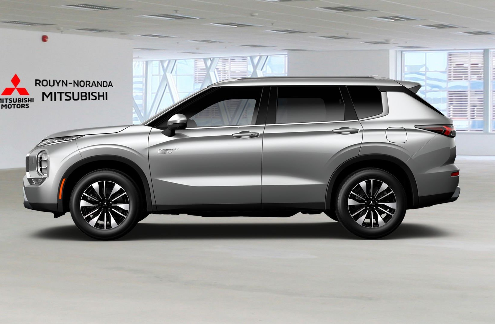 Mitsubishi Outlander PHEV LE S-AWC 2026 Argent sterling Rouyn-Noranda - photo #1