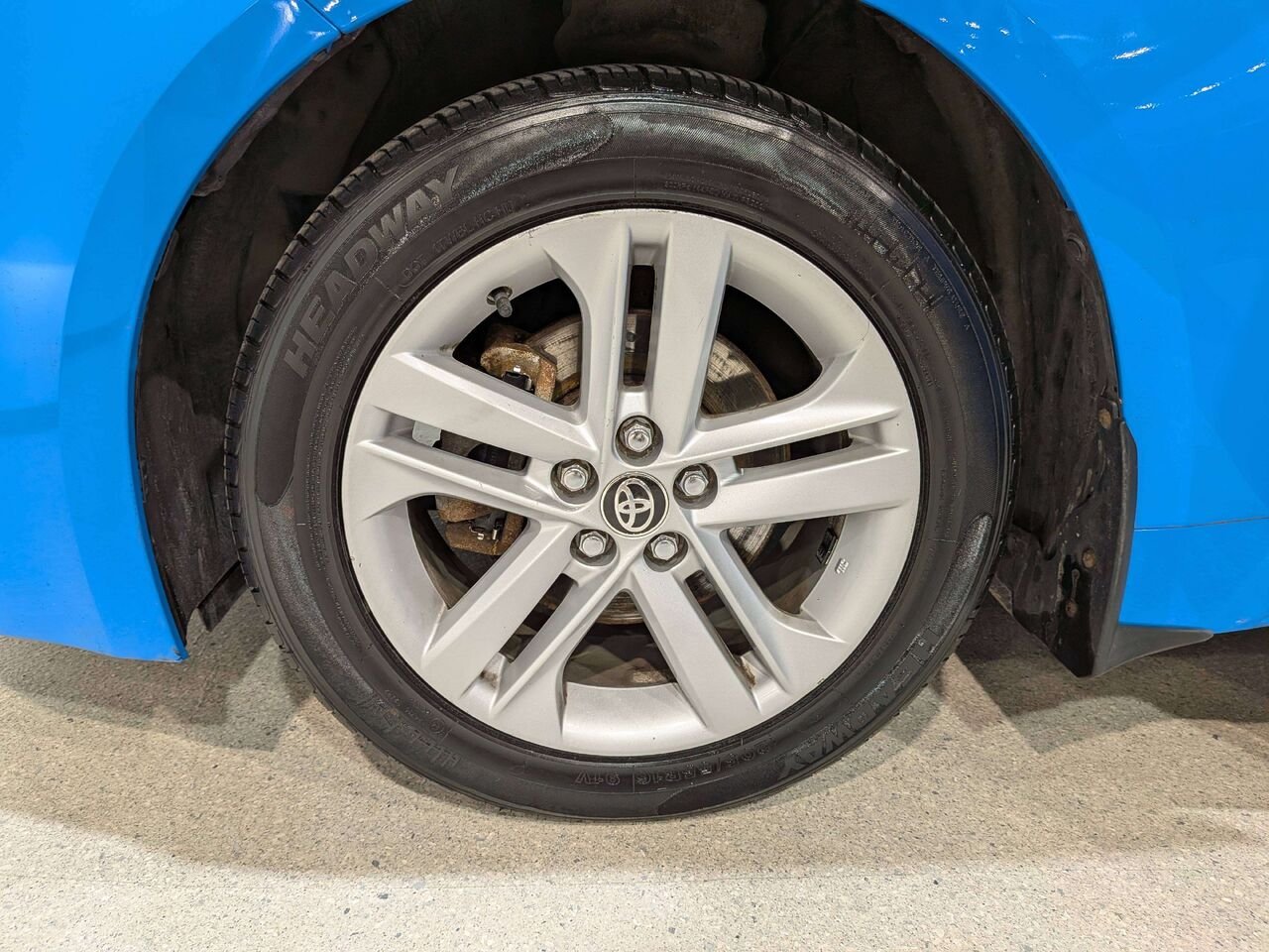 2019 Toyota Corolla Hatchback Manual Blue Val-David - photo #34