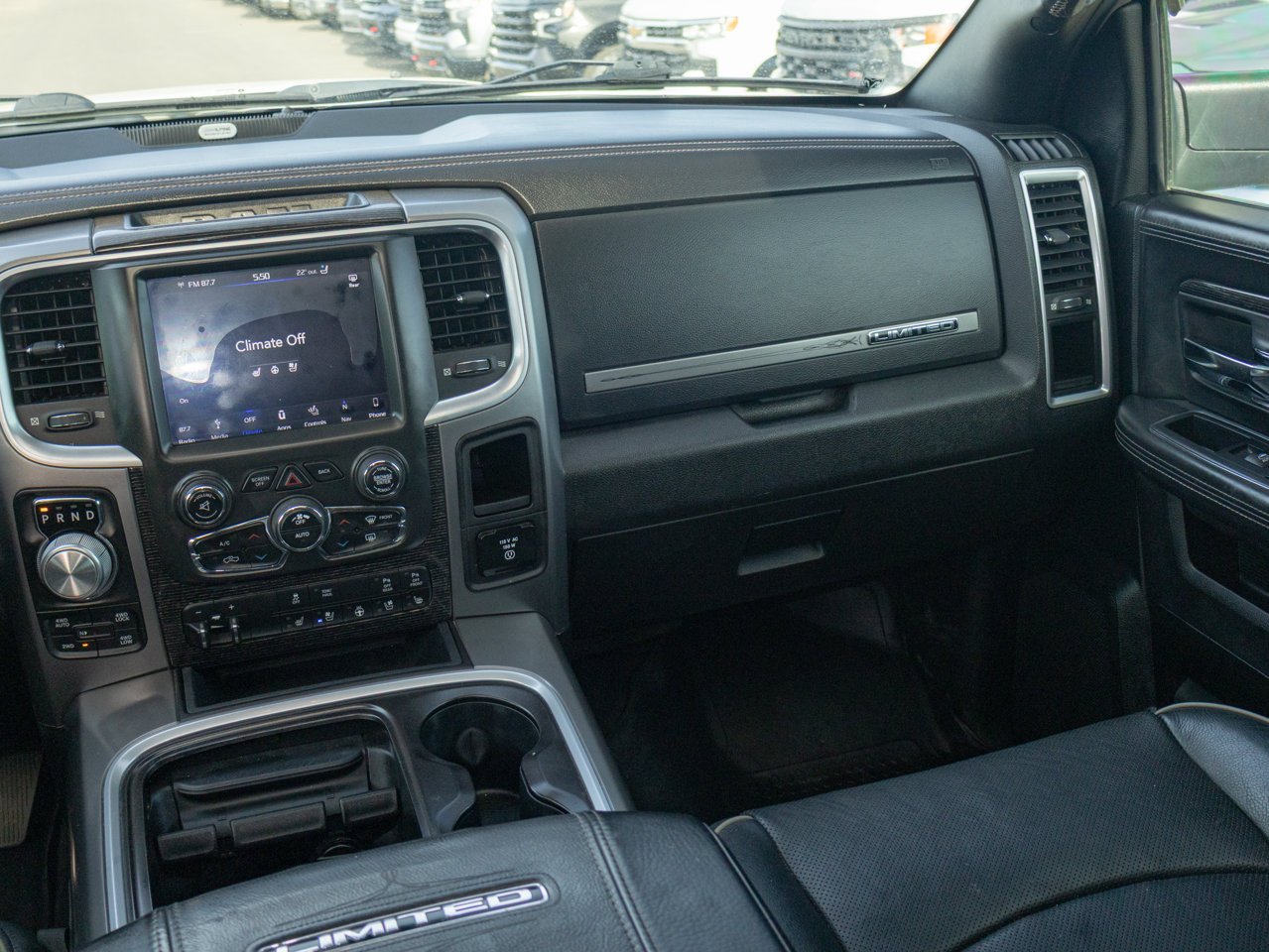 2018 Ram 1500 Limited 4x4 Crew Cab 5'7 Box *Ltd Avail* White Sherwood Park - photo #30