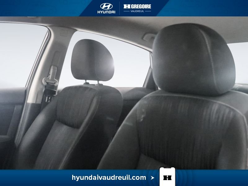 Nissan Sentra 2019 Gris Blainville - photo #13