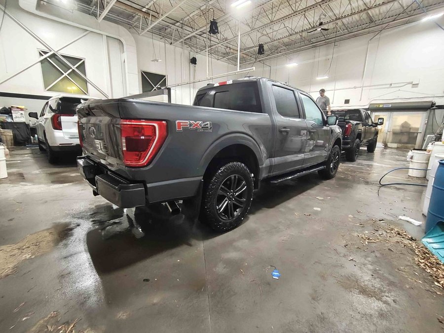 2021 Ford F-150 XLT Sport 302A 3.5L PowerBoost FX4 Max Tow gray