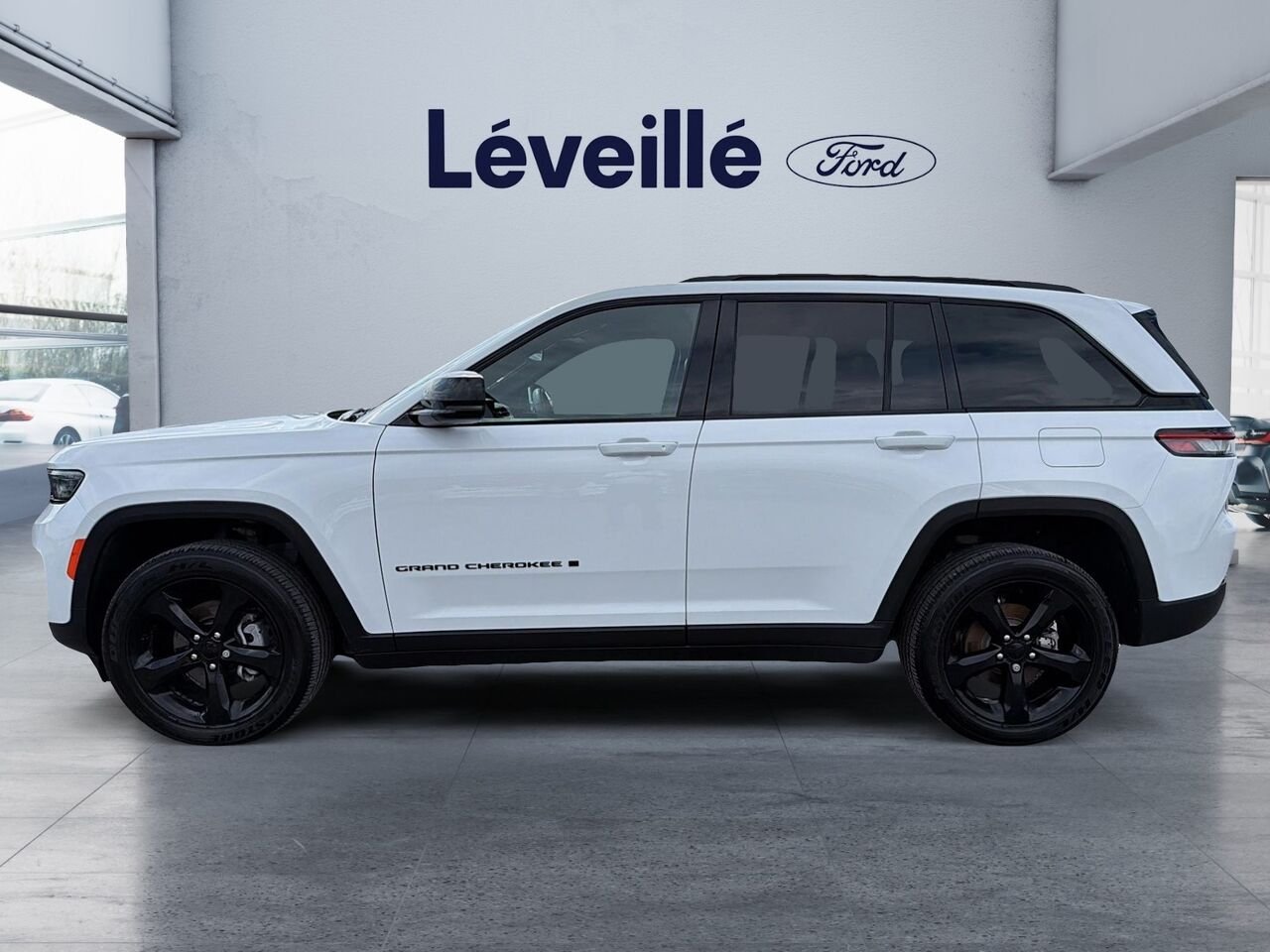 2024 Jeep Grand Cherokee White Saint-Jérôme - photo #4