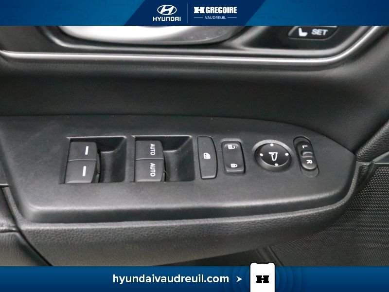 Honda CRV 2020 Noir Laval - photo #16