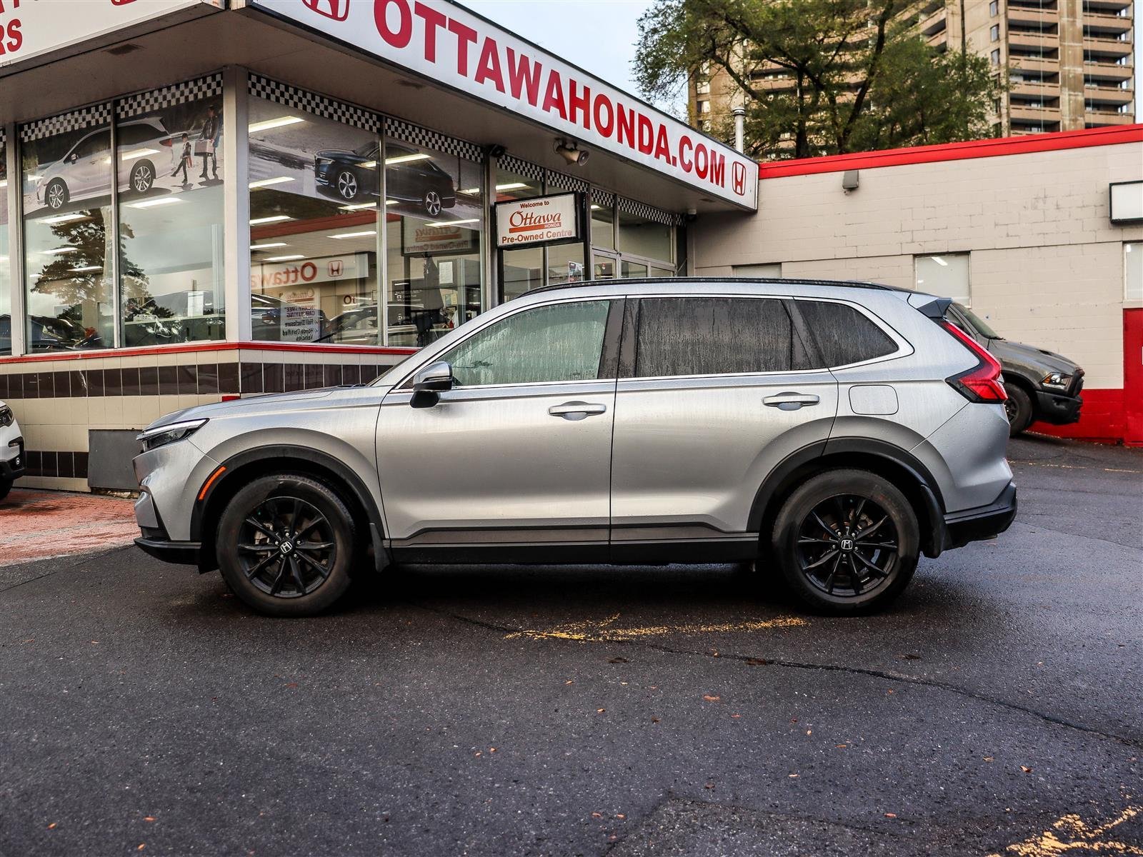 Honda CR-V Sport 2025 Black Ottawa & Gatineau - photo #4