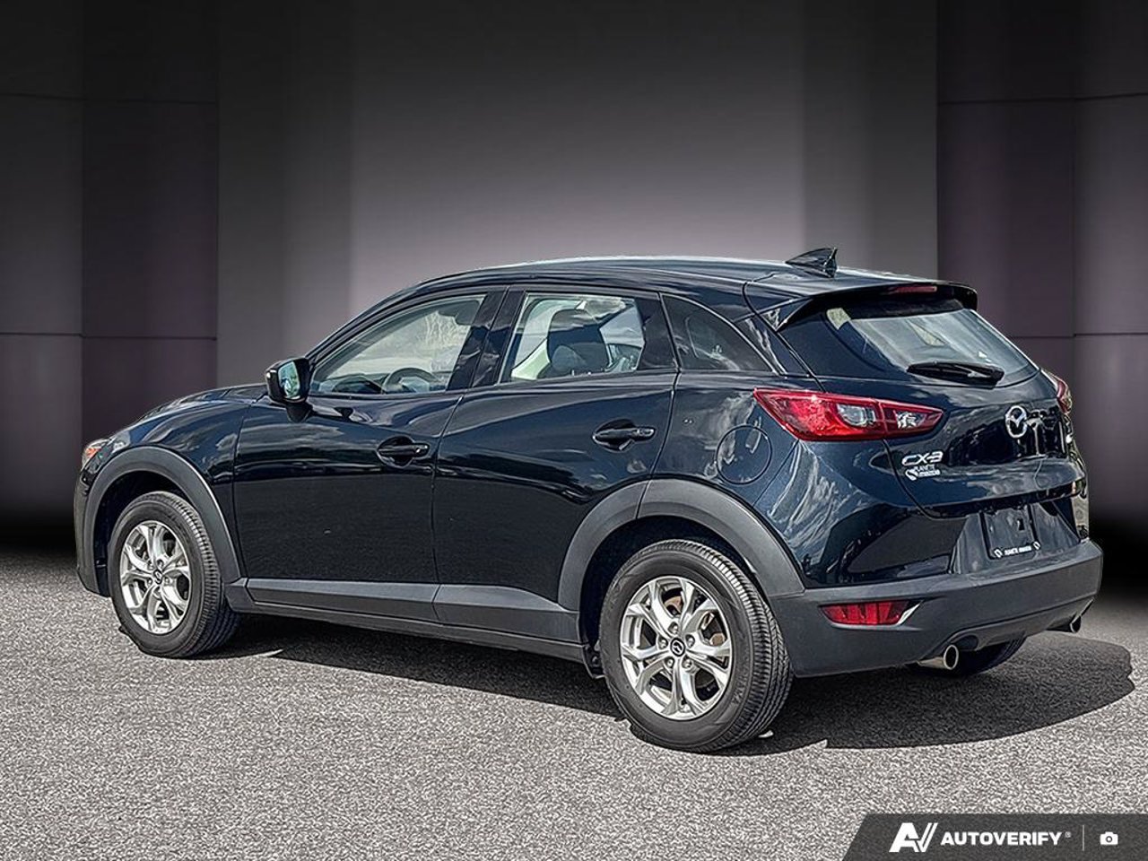 Mazda CX-3 JM1DKDC71K0424253 2019 Noir Mirabel - photo #2