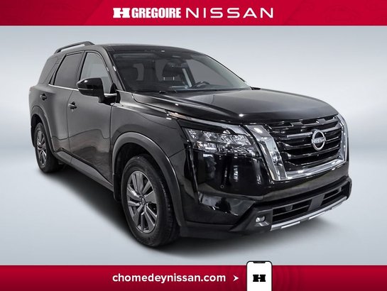 2024 Nissan Pathfinder SV * Mag * Caméra * Carplay * à partir 2.99% Black