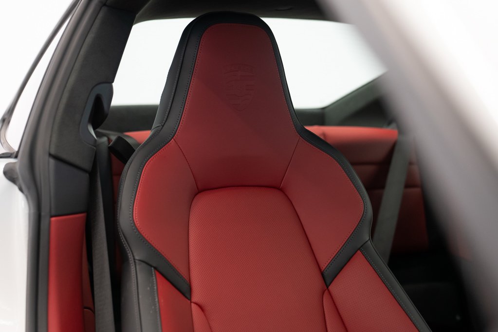 2026 Porsche 911 Carrera 4 GTS Coupe \\ NO LUXURY TAX White Kirkland - photo #28