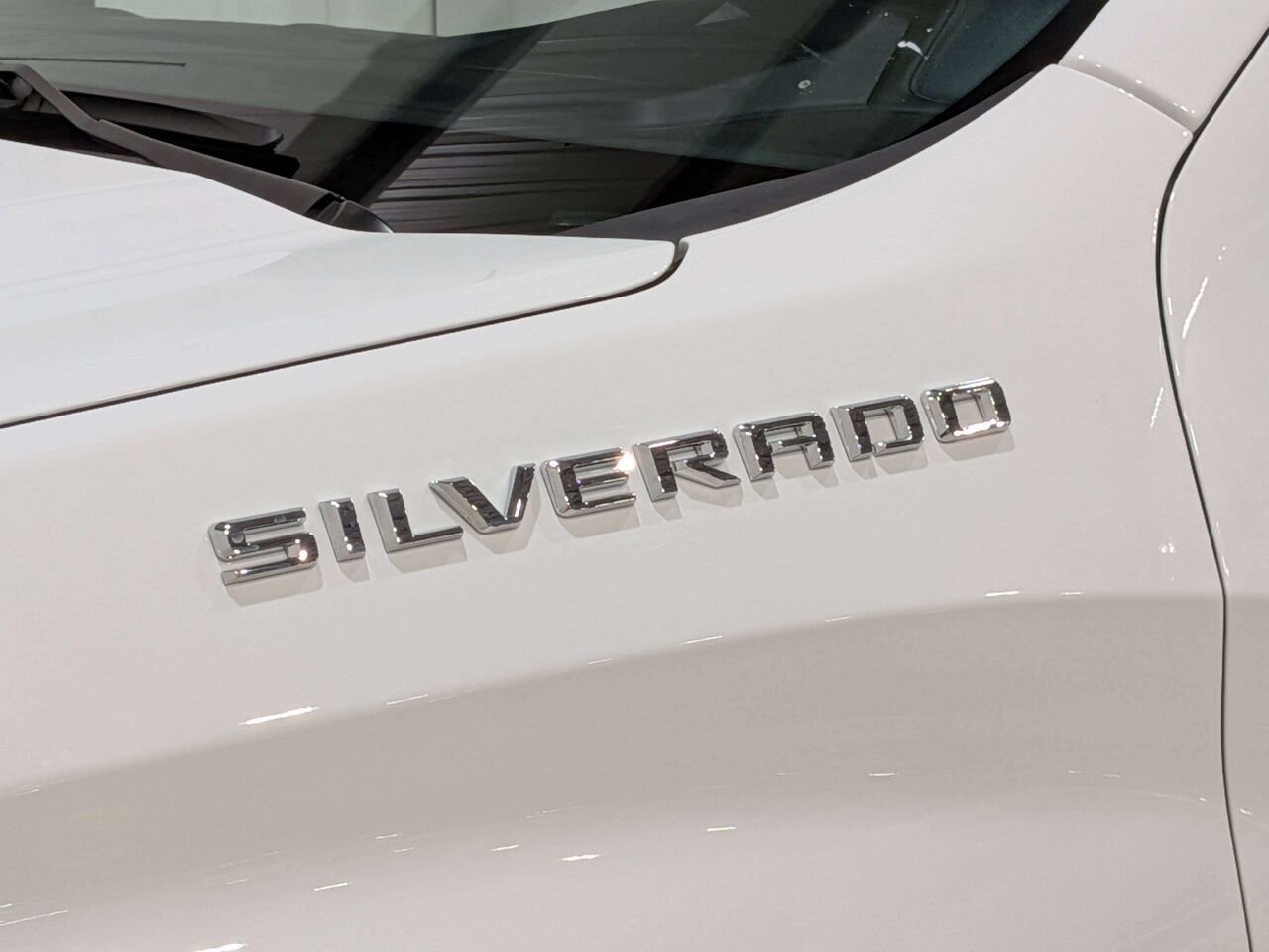 Chevrolet Silverado 1500 4WD Crew Cab 147" LT 2025 Blanc Val-David - photo #37