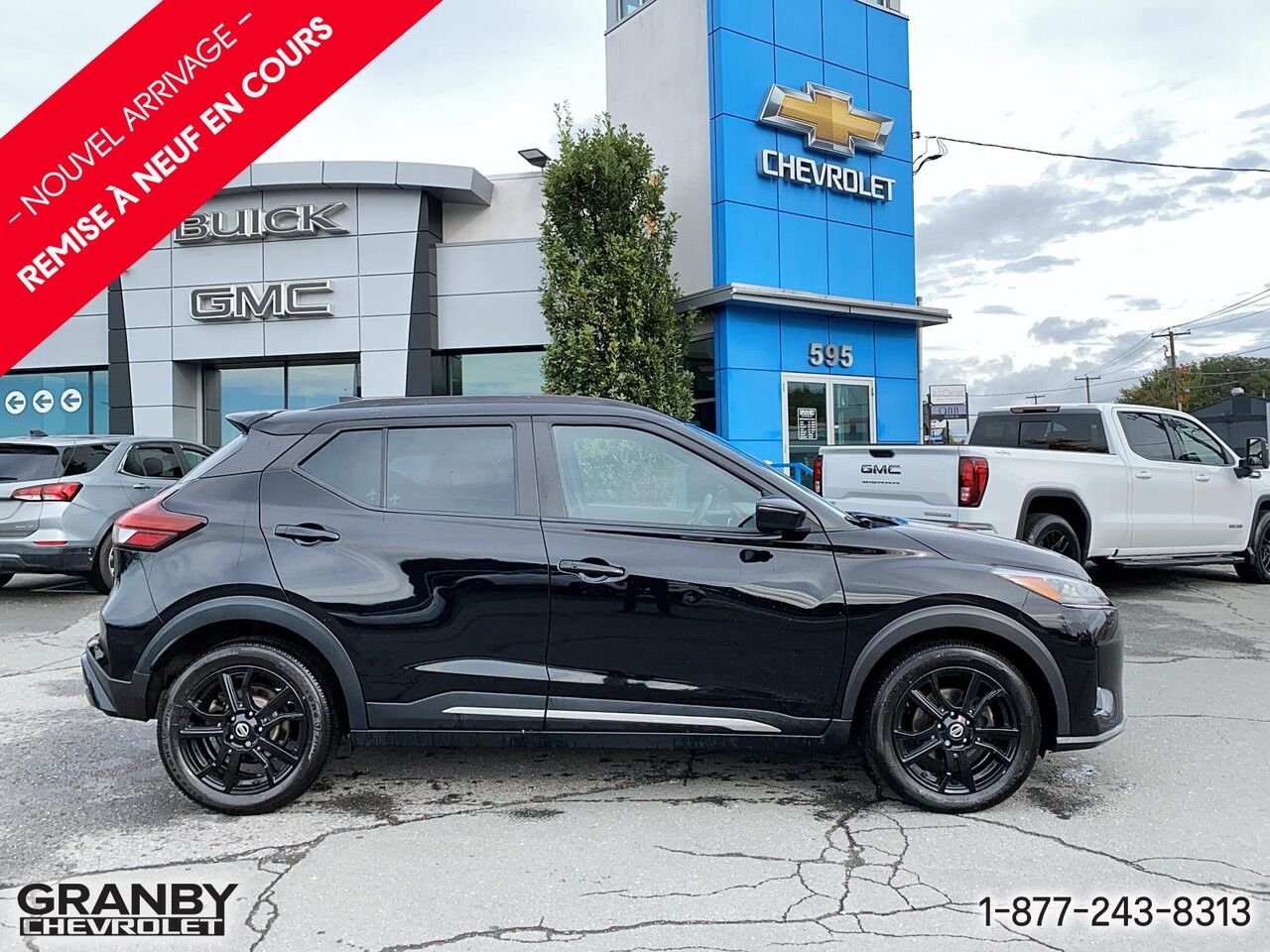 Nissan Kicks SR TA | 27-0120A 2021 Noir Granby - photo #3