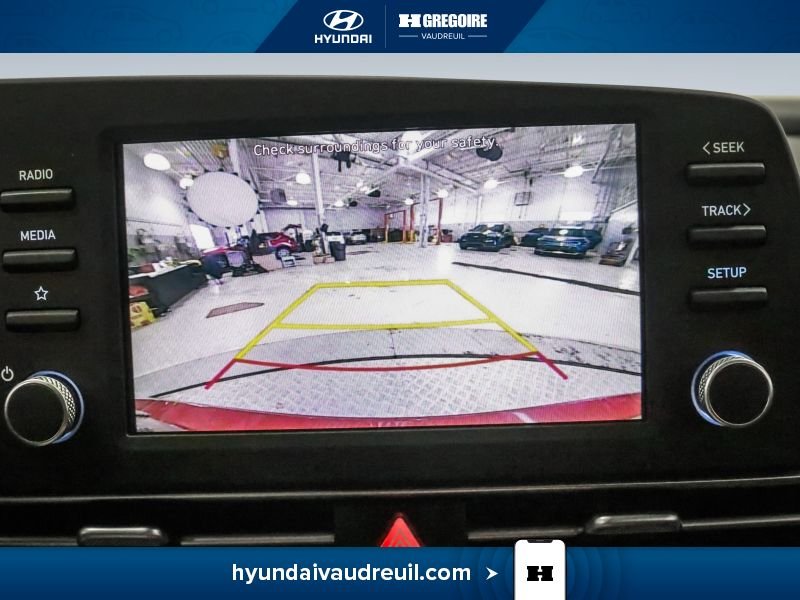 2021 Hyundai Elantra Red Saint-Eustache - photo #25