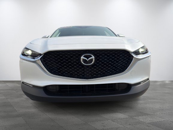 2024 Mazda CX-30 White Thetford Mines - photo #1