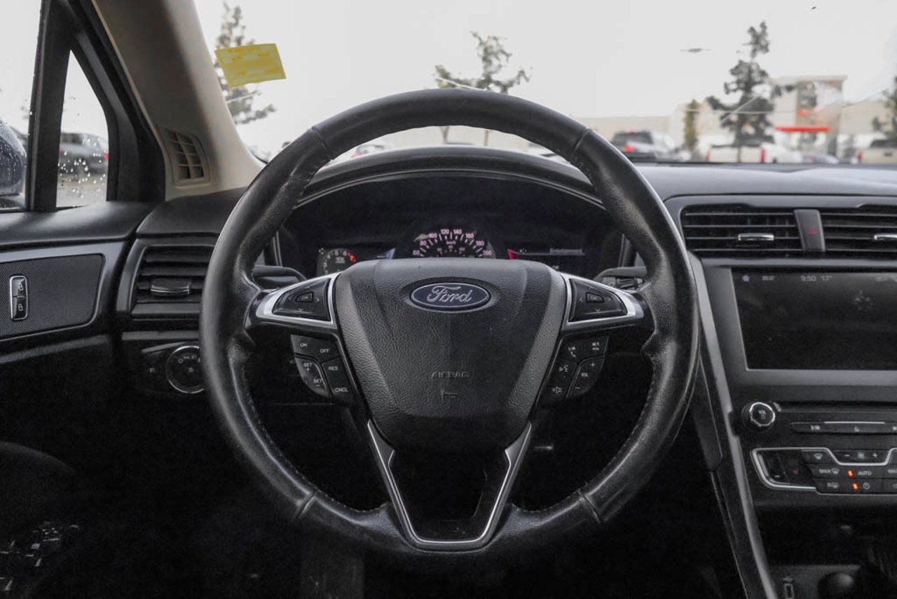 2018 Ford Fusion SE FWD Blue Sherwood Park - photo #18