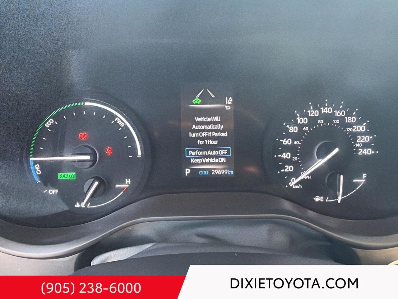 2023 Toyota Sienna HYBRID LE AWD / HEATED SEATS / TOYOTA SAFETY SENSE / CARPLAY AND ANDROID AUTO Black Mississauga - photo #12