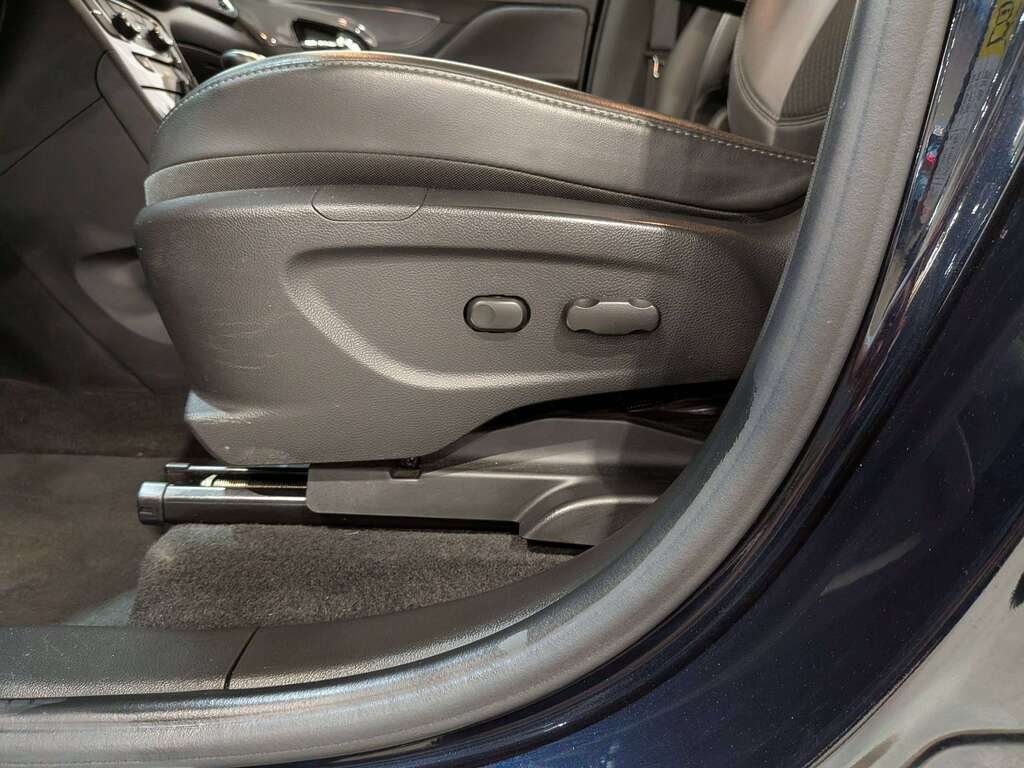 Buick Encore 2021 Noir Val-David - photo #25