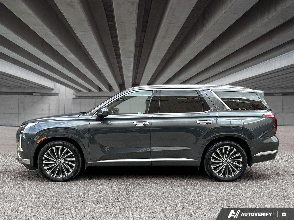 2023 Hyundai Palisade 2700008A | Ultimate Calligraphy, very low kms! Edmonton - photo #2